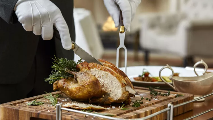 Το «Tudor Hall» βγαίνει για κυνήγι