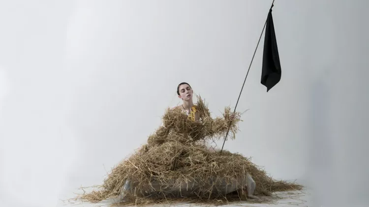 Ο Δημήτρης Μαραμής «στοιχειώνει» το σύγχρονο μιούζικαλ