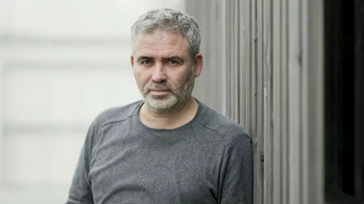 Ο Στεφάν Μπριζέ σε κατάσταση πολέμου