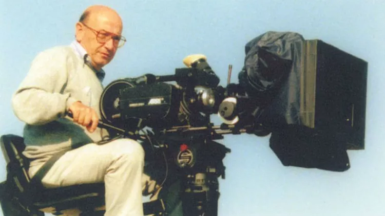 Μια πλατεία για τον Θόδωρο Αγγελόπουλο