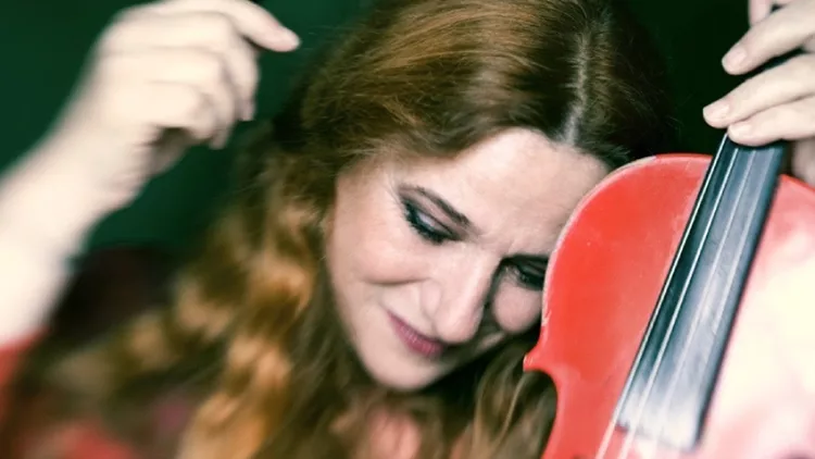 Έξοχες μουσικές από τρεις έξοχες κυρίες!