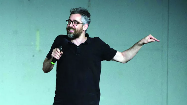 Κωμική φρεσκαδούρα χωρίς ντροπές στο θέατρο Σταθμός