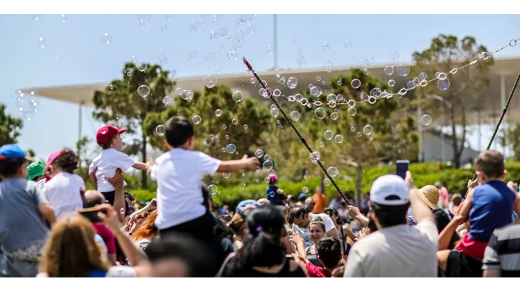 Η Πρωτομαγιά ανθίζει στο Κέντρο Πολιτισμού – Ίδρυμα «Σταύρος Νιάρχος»