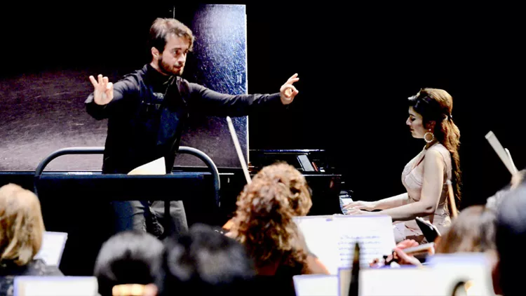 Ανιχνεύοντας την ιδιαίτερη γοητεία της γαλλικής μουσικής