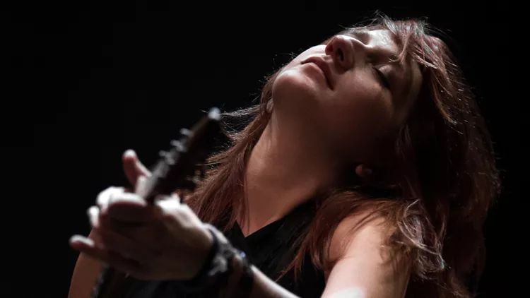 Η Μαρία Παπαγεωργίου πάει την τέχνη της πολύ ψηλά