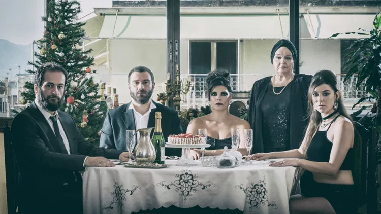 Ο Βασίλης Μπισμπίκης σκηνοθετεί τον Τάσο Ιορδανίδη και τη Μαρίνα Ασλάνογλου στον δικό του «Πατέρα»
