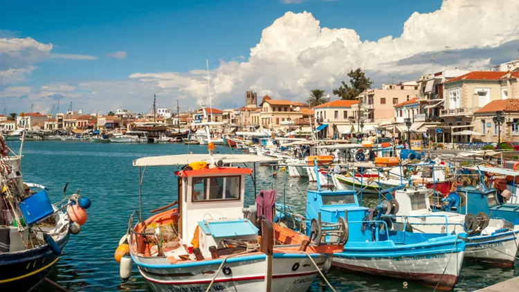 Η Αίγινα είναι η βασίλισσα του Δημήτρη Λίτινα