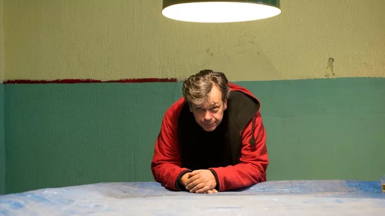 Ο Μπάμπης Παπαδόπουλος μας παρασέρνει σε… άχρηστες μουσικές αφηγήσεις!