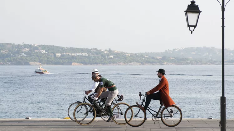 Τι μας περιμένει στο φετινό Spetses Tweed Run;