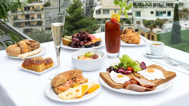 Brunch για μικρούς και μεγάλους στο «St. George Lycabettus»