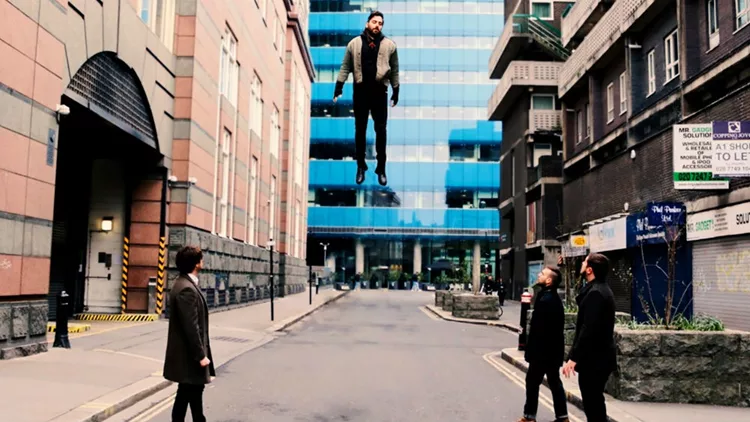 Electric Litany: «Θεωρούμε τους καλλιτέχνες που φοβούνται να "τσαλακώθουν", μη ολοκληρωμένους καλλιτέχνες»