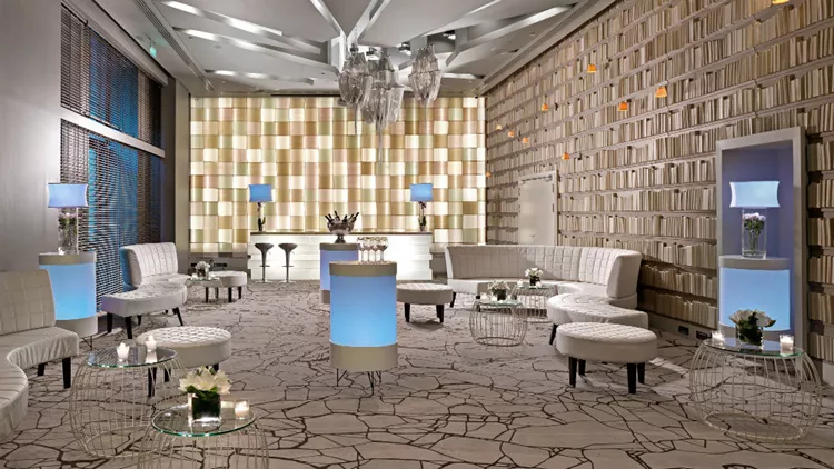 Νέο πρόσωπο αποκαλύπτει το «Radisson Blu Park Hotel Athens»