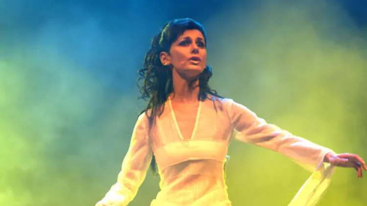 Η Emma Shapplin στο Christmas Theater!