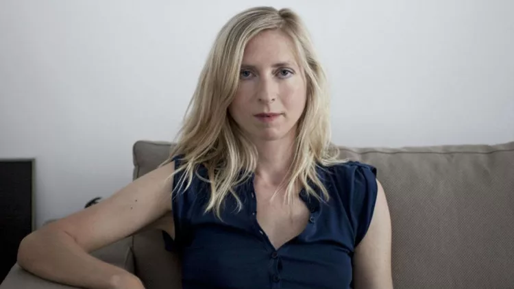 Η Τζέσικα Χάουσνερ εκσυγχρονίζει το μύθο του Φρανκενστάιν