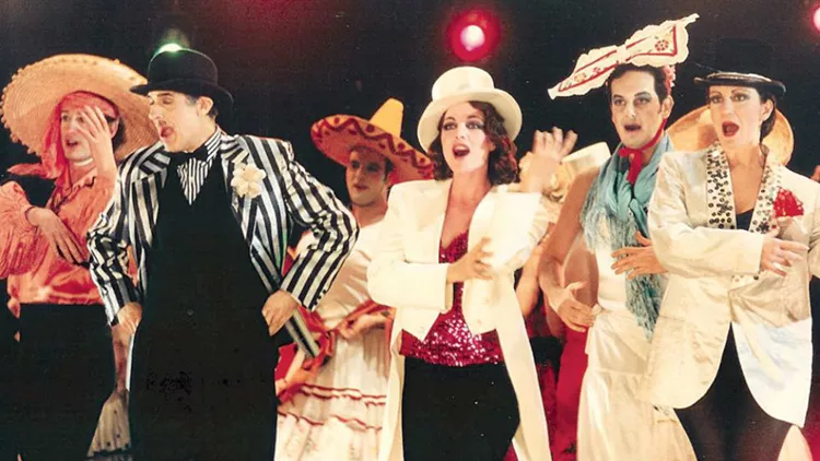 Όλη η Αθήνα μεταμορφώνεται σε ένα μεγάλο cine-event