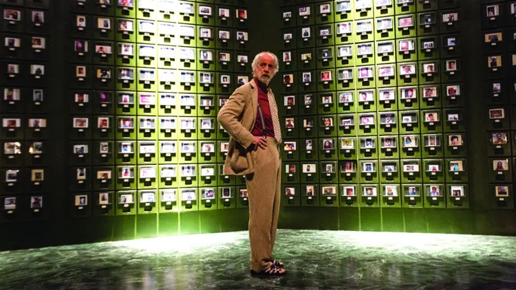 Στο Λαβύρινθο