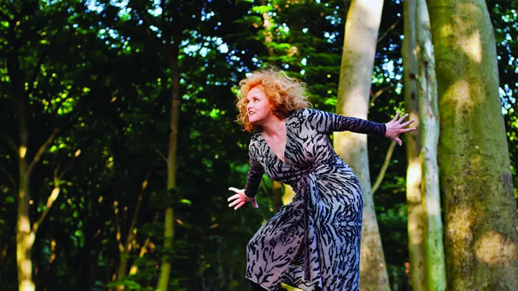 Η βαγκνερική Πέτρα Λανγκ τραγουδάει με την ΚΟΑ