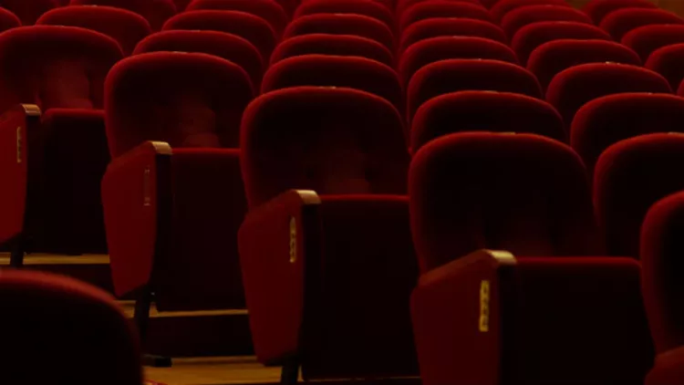 Το ΥΠΠΟΑ για την Παγκόσμια Ημέρα Θεάτρου και τον διαγωνισμό Κρατικών Βραβείων Συγγραφής Θεατρικού Έργου