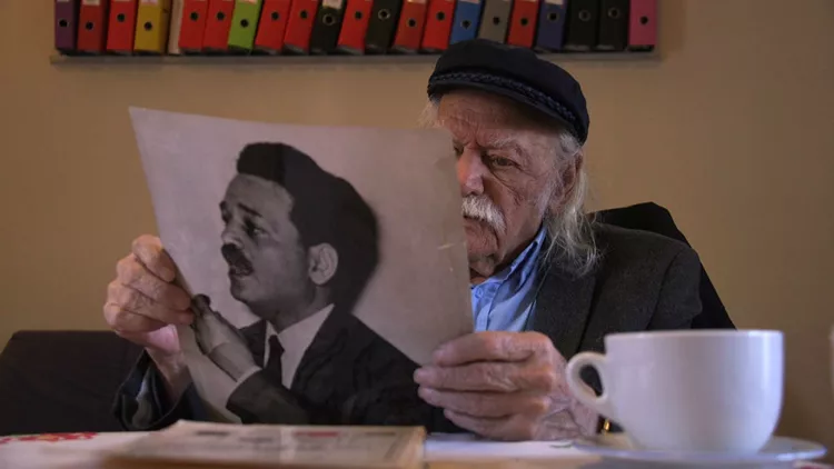 Ο «Τελευταίος Παρτιζάνος» με τον Μανώλη Γλέζο στο Cinobo