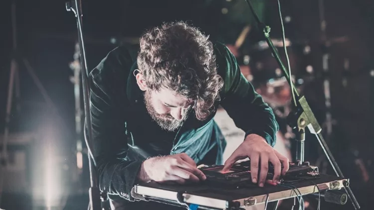 Athens Streaming | Συντονιζόμαστε στα καλύτερα δωρεάν του διαδικτύου (25/4-1/5)