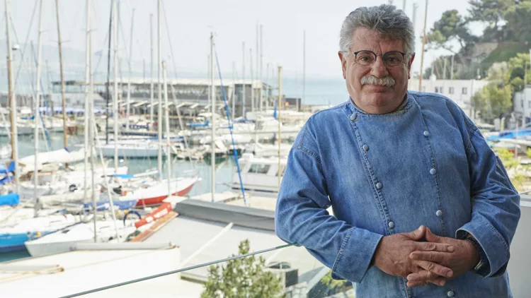 Το μήνυμα του Λευτέρη Λαζάρου ενόψει του ανοίγματος του «Varoulko»