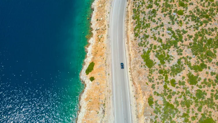 Πώς θα οργανώσουμε το τέλειο road trip