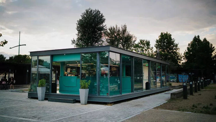 Δυο νέα γευστικά hot spots στη Νέα Παραλία Θεσσαλονίκης