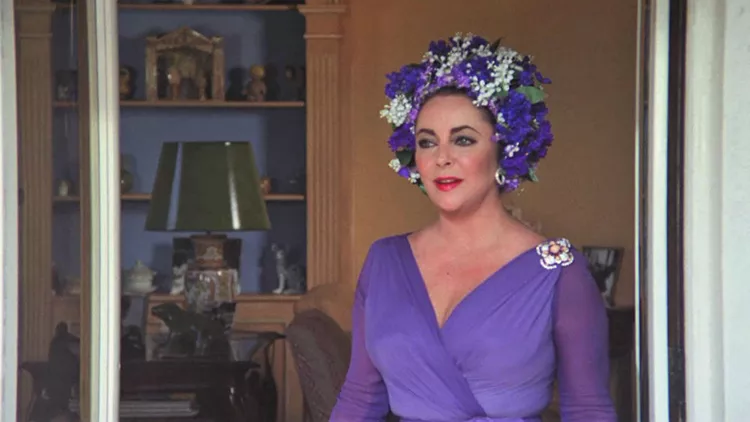 Στον Καθρέφτη Είδα το Δολοφόνο