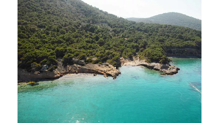 WesmimUnspoiled: Κολυμπάμε στο Αγκίστρι για καλό σκοπό