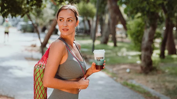 «Cheese Tea»: Το μουστάκι είναι και πάλι μόδα