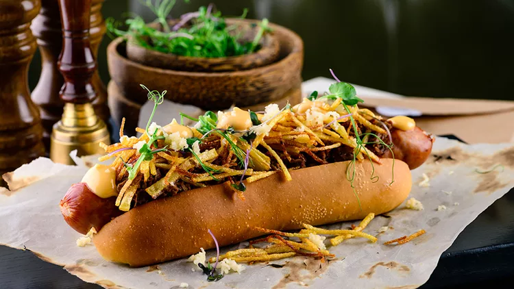 Πεθύμησες street food στο σπίτι; Έφτασε delivered by efood!
