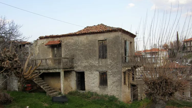 Σε μνημείο μετατρέπεται η οικία του Νίκου Γκάτσου στην Αρκαδία