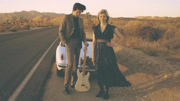 «Τελευταία έξοδος» στην Αθήνα για τους Still Corners