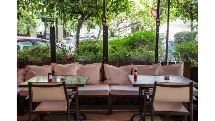 Musique Cafe and More: Ναξιώτικο Καλοκαίρι στο Παγκράτι