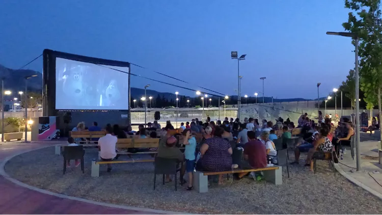 Φέτος, η πυξίδα του καλοκαιρινού fun δείχνει… Mare West