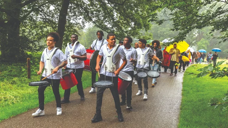 To Sonsbeek 20-24 γιορτάζει τη ζωή και το τραύμα