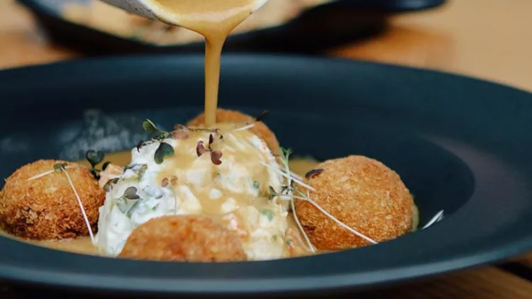 Ο «Σχίνος» επιστρέφει με δημιουργικό τέμπο