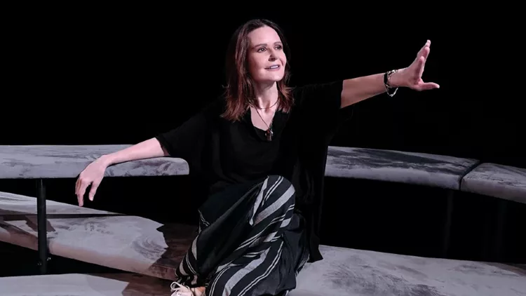 Η Κάτια Δανδουλάκη συναντά μια ηρωίδα που γράφτηκε ειδικά γι’ αυτήν 