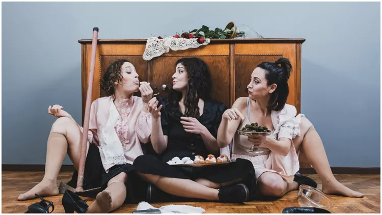 Οι πρώτες φωτογραφίες από την παράσταση των 4Frontal