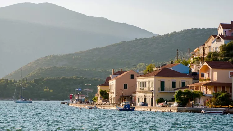 Ιθάκη: Tο νησί όπου πάντοτε θα επιστρέφεις