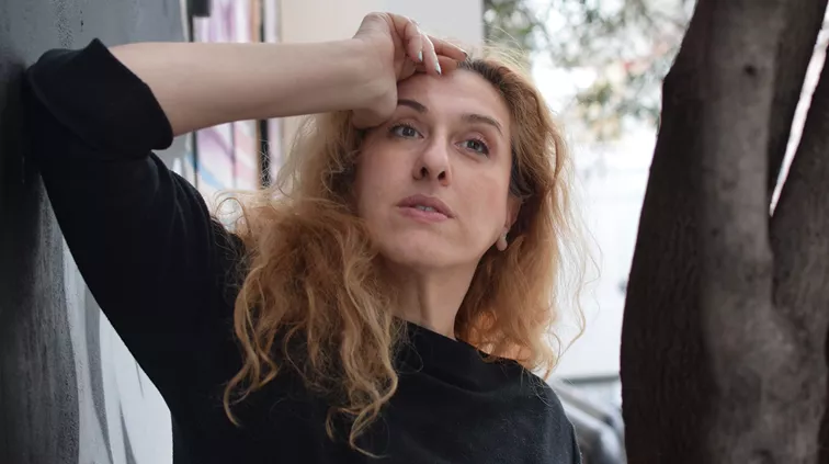Ζωή Ξανθοπούλου: "Πιστεύω στους νέους κόσμους που προτείνει το θέατρο"