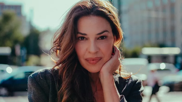 Η Ναταλία Δραγούμη δεν μπορεί να φανταστεί τον εαυτό της έξω από το θέατρο