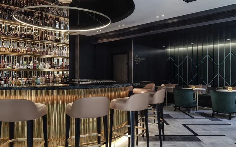 Plato: Η λάμψη των γιορτών σε ένα ξενοδοχείο -προορισμός