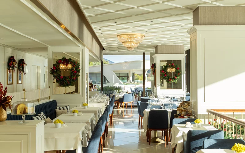 Cova Astir Marina : Χριστούγεννα με μιλανέζικη φινέτσα