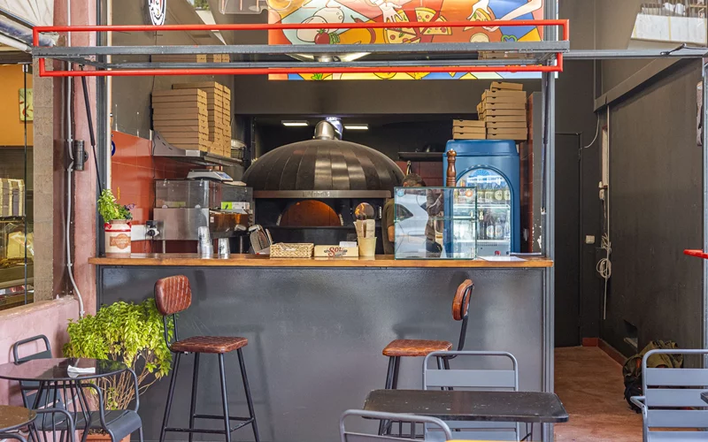 Mozzart Pizza : Πριν τα ψώνια ή μετά το ξενύχτι!