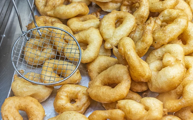 Κρίνος :  Λουκουμάδες ίσον...