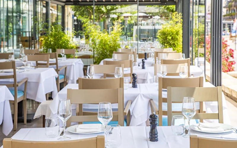 Ζέφυρος:  Χριστούγεννα πάνω στο κύμα