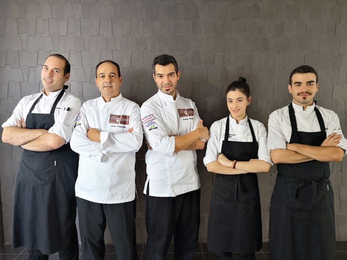 Noble Gourmet Restaurant - Χρυσοί Σκούφοι