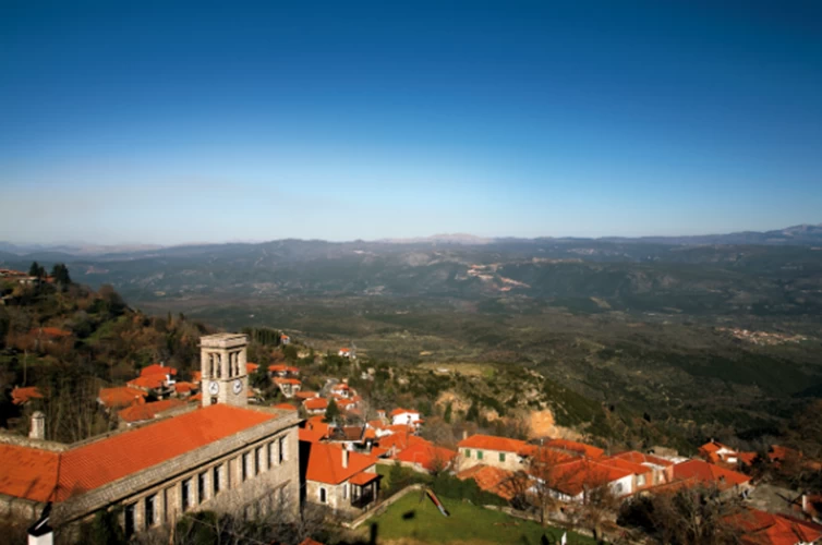 Το Γεωργίτσι έχει την καλύτερη θέα στην κοιλάδα του Ευρώτα.