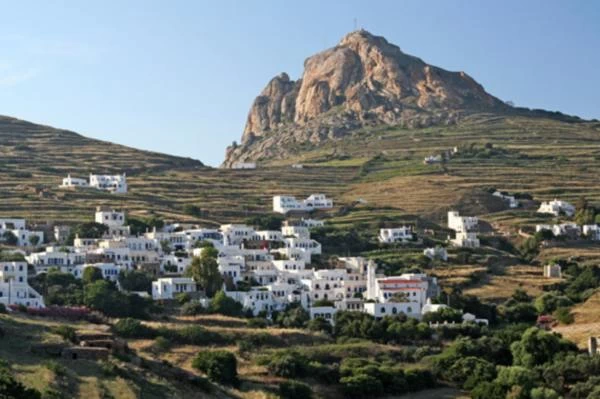 Πάσχα στην Ελλάδα: 10 νησιά με ξεχωριστά έθιμα - εικόνα 8